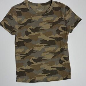 American Eagle Outfitters Camo T-Shirt